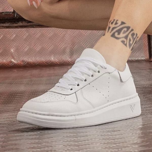 Tênis Sneakers em Couro Legítimo Branco