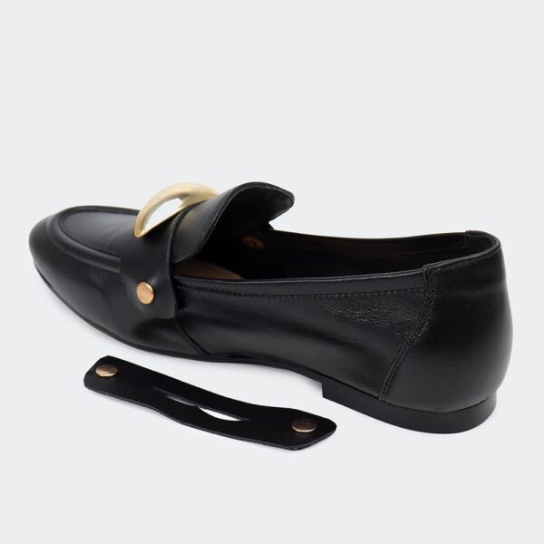Loafer Preto em Couro com Fivelas Removíveis - Imagem 7