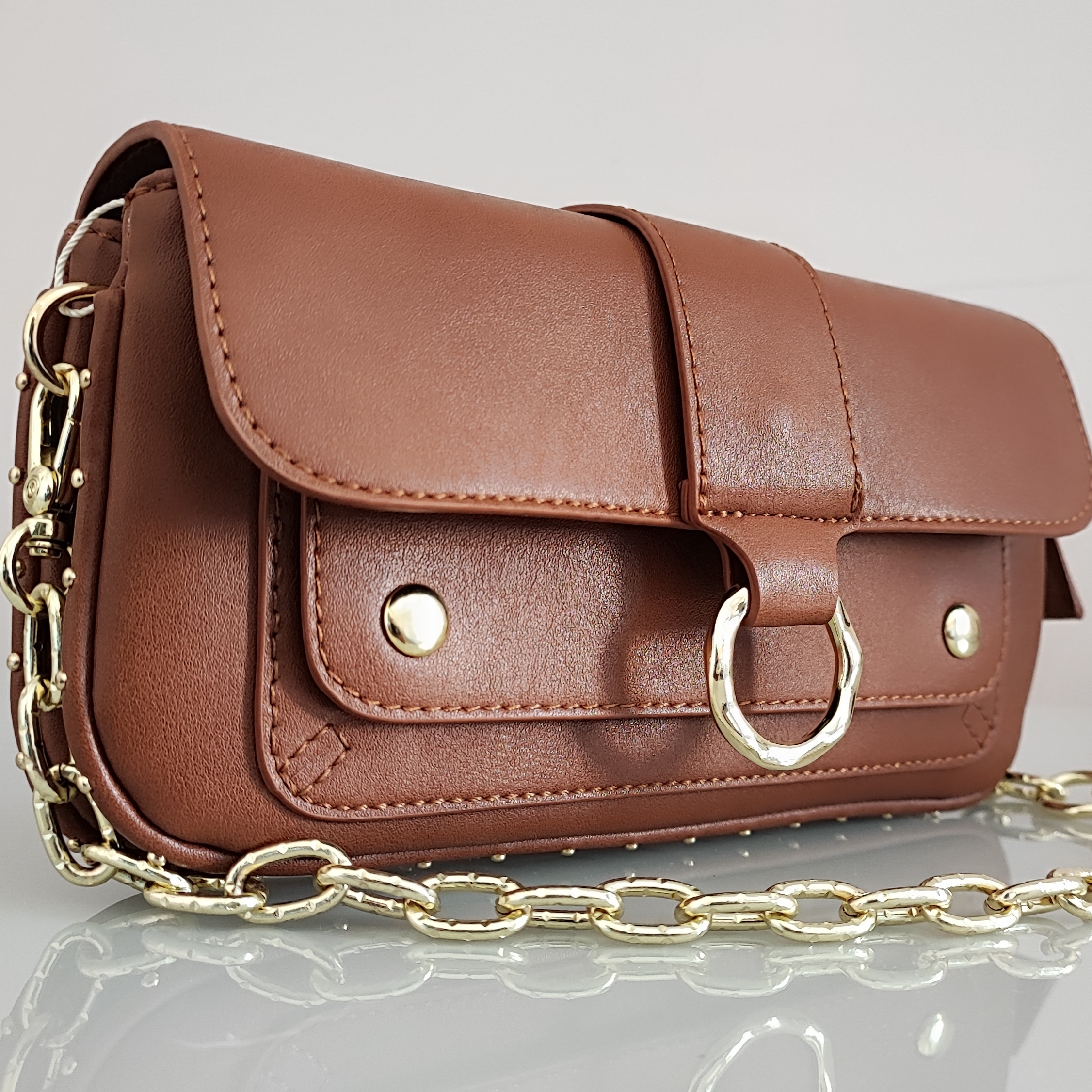 Bolsa Elegance Caramelo com Alça Corrente Dourada