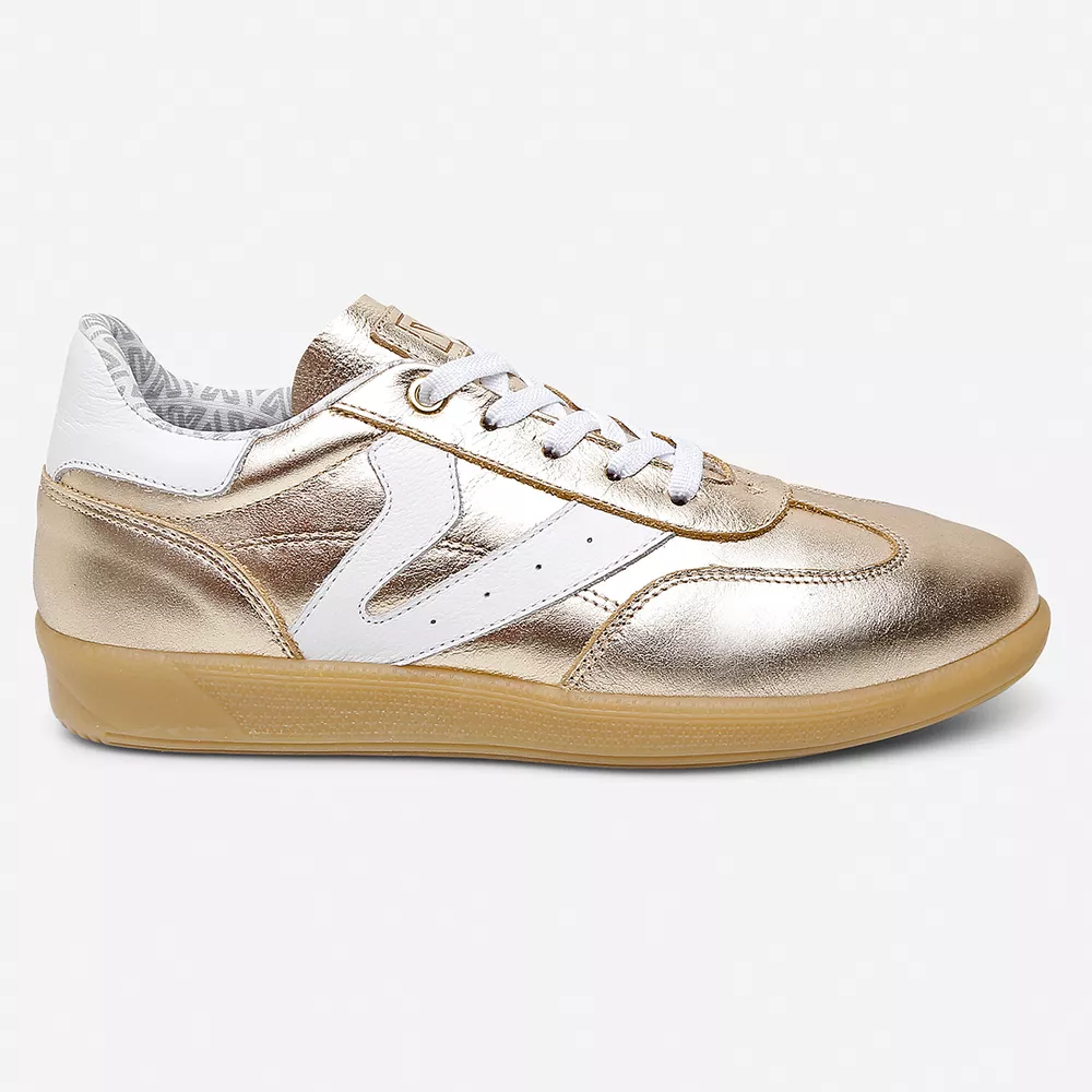Tênis Feminino em Couro Estela Dourado