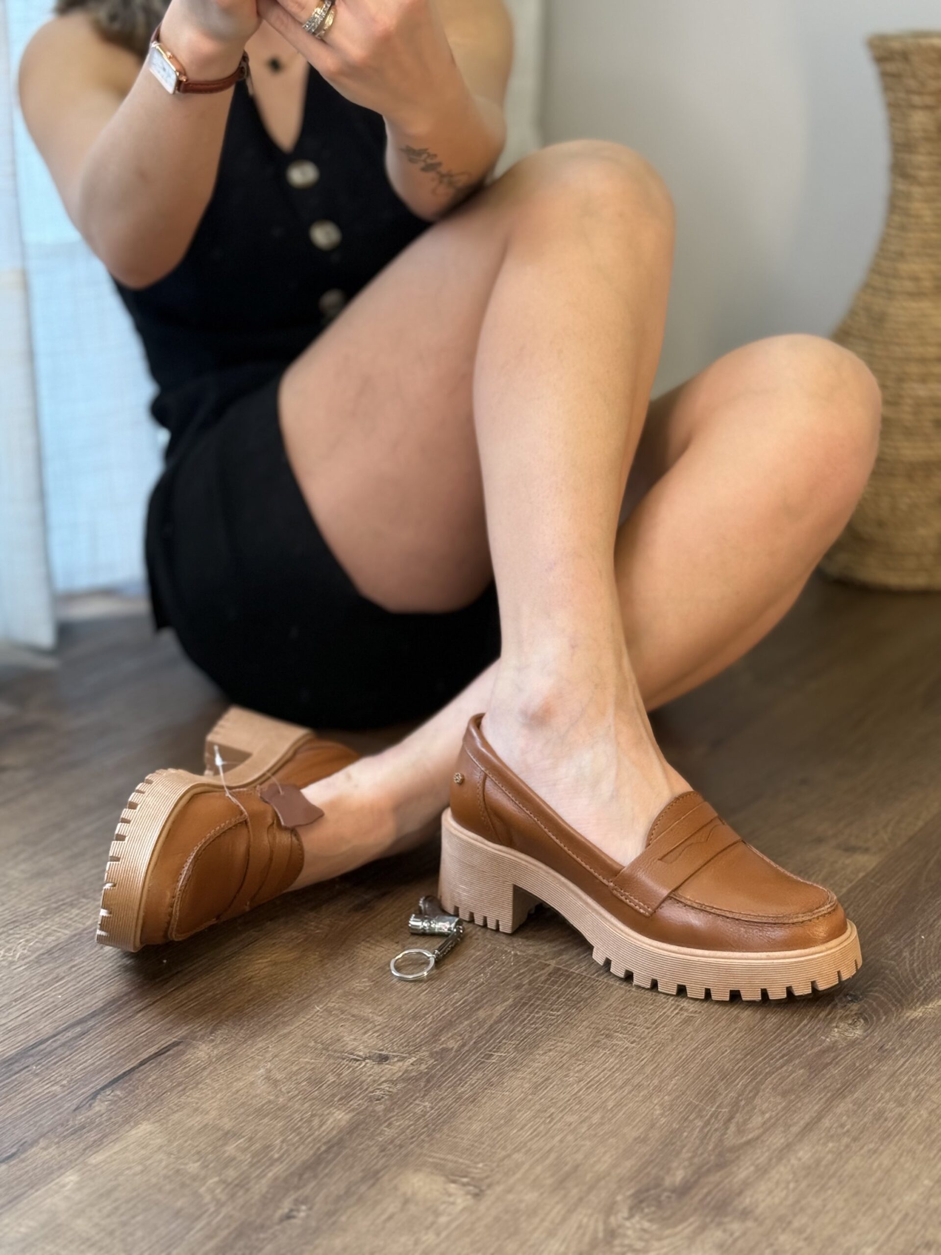 Mocassim Feminino em Couro Legítimo com Solado Tratorado Caramelo